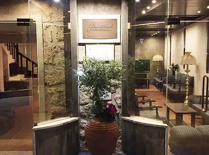 Jardim מלון ג'רס